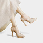 Evette Tacones de Cuero